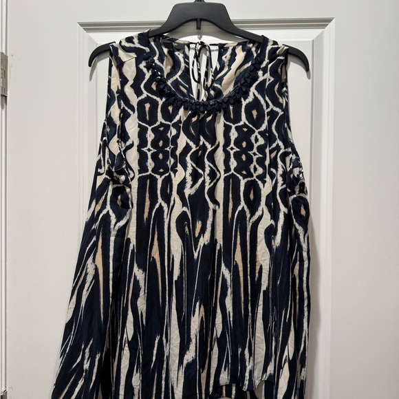 Alfani Blue and Cream Abstract Blouse - Picture 1 of 6